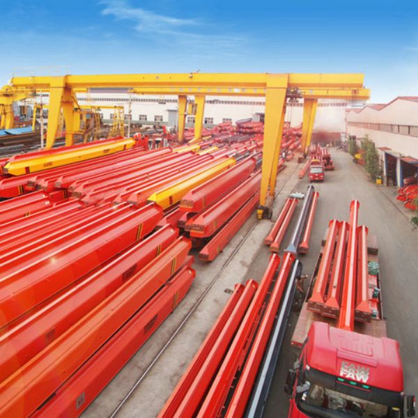 單梁產(chǎn)品庫(kù)存區(qū)